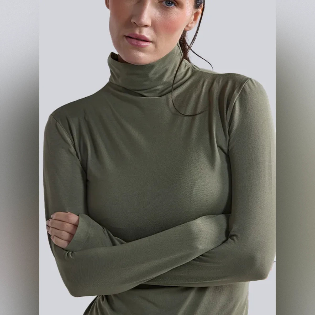 Camiseta térmica Verde Seco Beatle cuello alto para Mujer