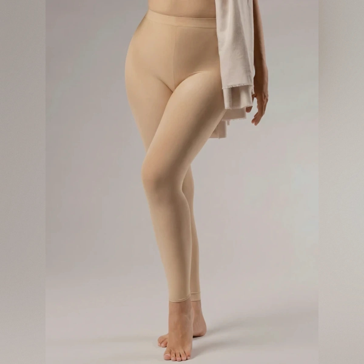 Capri de microfibra térmica Beige para Mujer