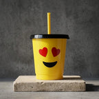 Vaso con popote Mod. Emoji Love Cap. 473 ml