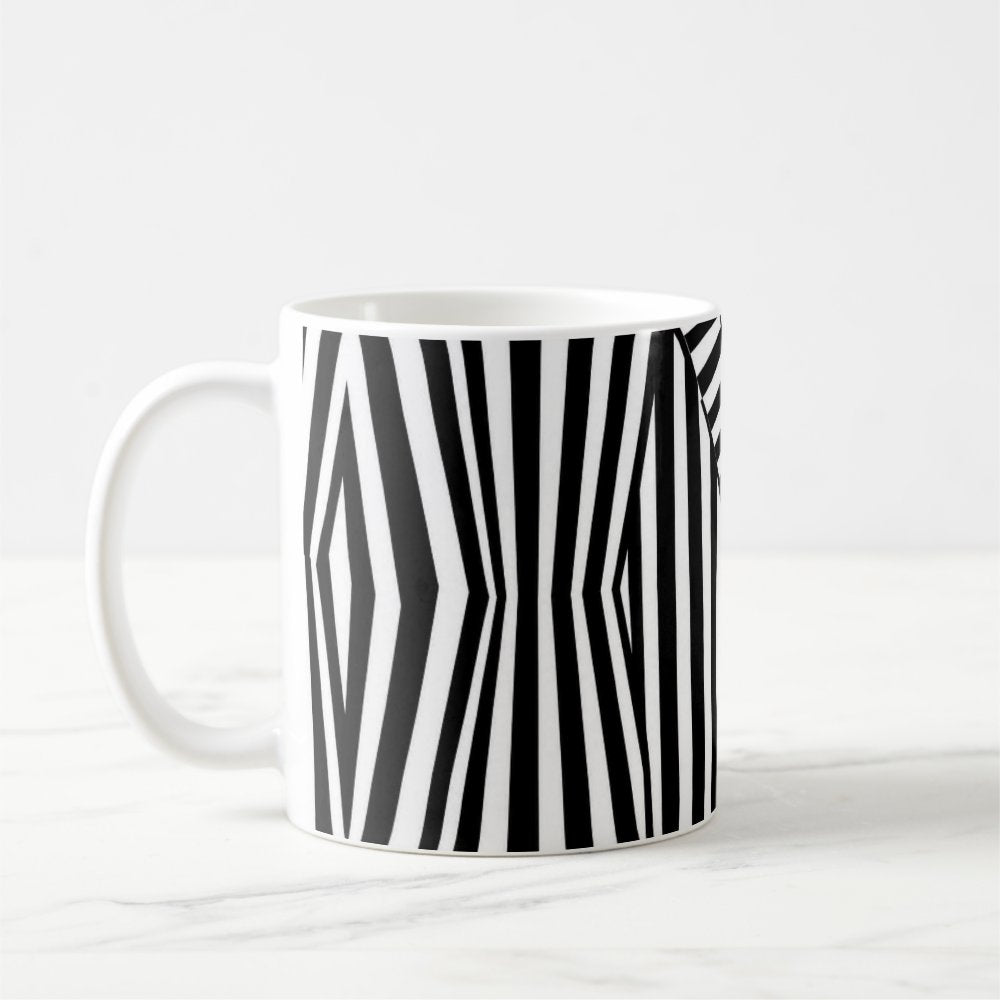 Taza Rayas Blanco y Negro Estilo Beetlejuice Halloween 325ml